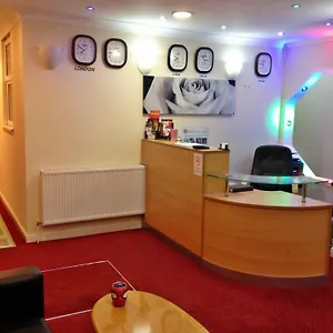 2* Otel View - Road Market